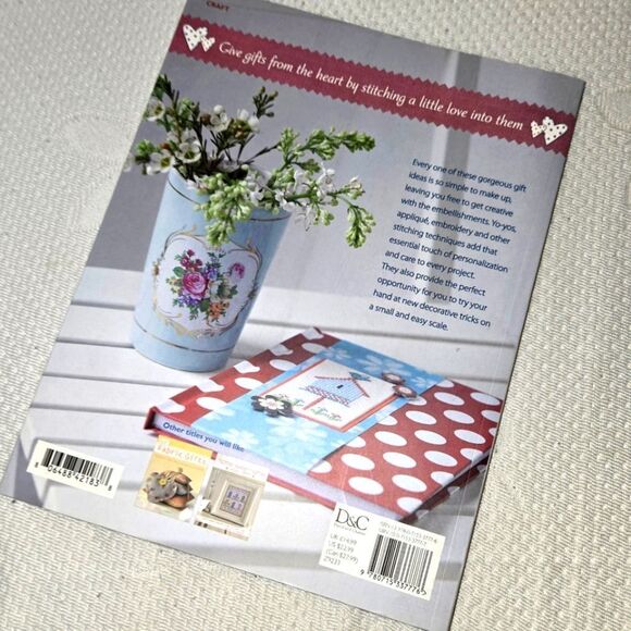 'Sewn Gifts' Stitch 25 Fast And Easy Gifts - Picture 11 of 13